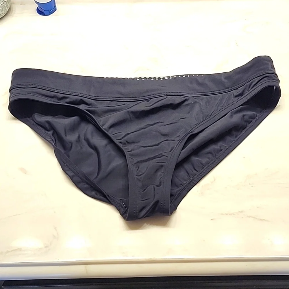 Nike size 16 black swim bottom